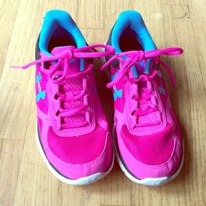 Under Armour Micro G sneakers